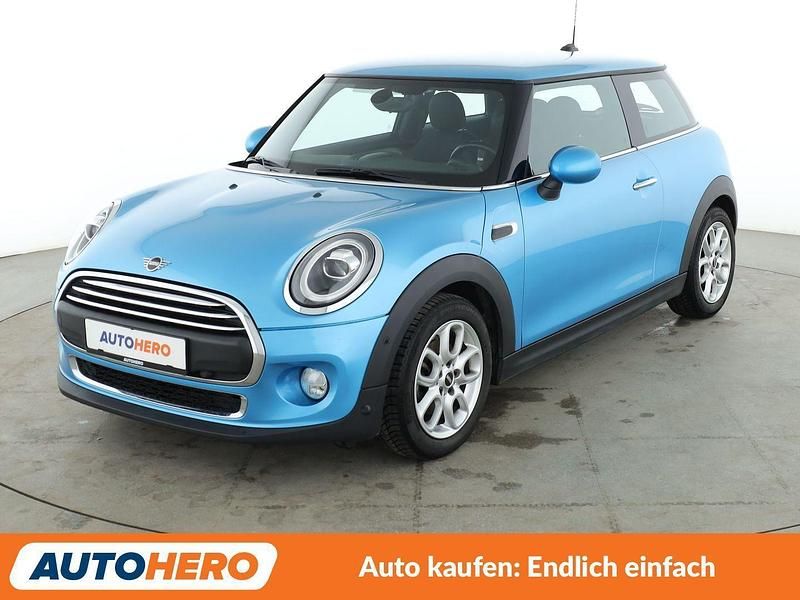 Blau Gebraucht 2018 Mini One D Kleinwagen | 12.190 € (Etwas zu teuer) - Bild 1/3