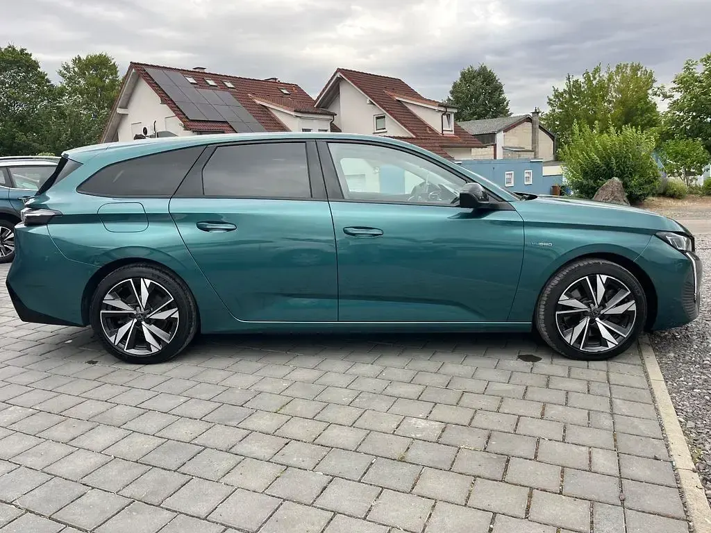 Gebraucht Peugeot 308 SW Allure 150 PS (110 kW) 2022 Blau Kombi