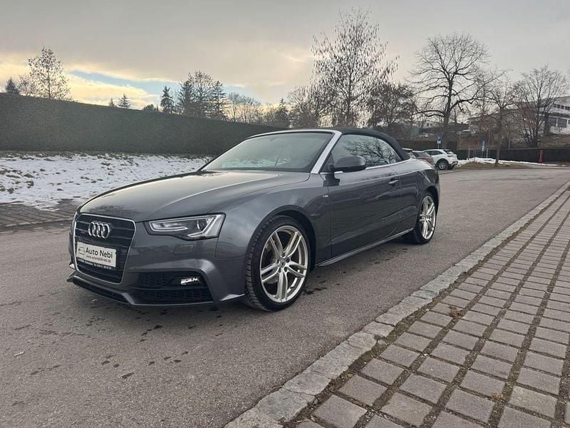 Grau Gebraucht 2016 Audi A5 Cabriolet Design Cabrio | 16.490 € (Fairer Preis) - Bild 1/4