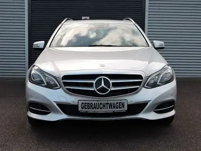 Gebraucht Mercedes E350 Avantgarde 252 PS (185 kW) 2014 Silber Kombi