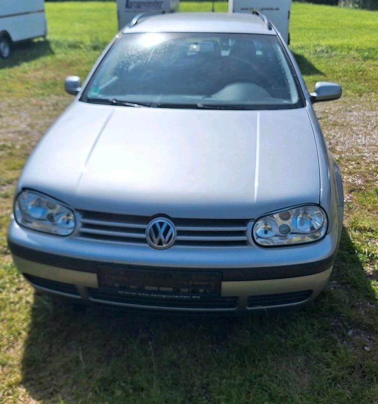 Silber Gebraucht 2005 VW Golf IV Kombi | 555 € (Superpreis) - Bild 1/4