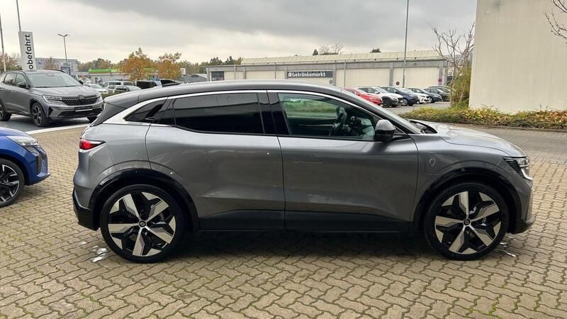 Gebraucht Renault Megane E-Tech Komfort 160 kW (218 PS) 2024 Andere farbe Limousine