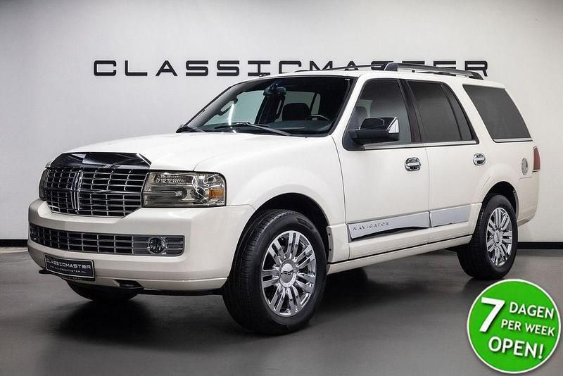 Weiß Gebraucht 2010 Lincoln Navigator SUV | 39.511 € - Bild 1/4