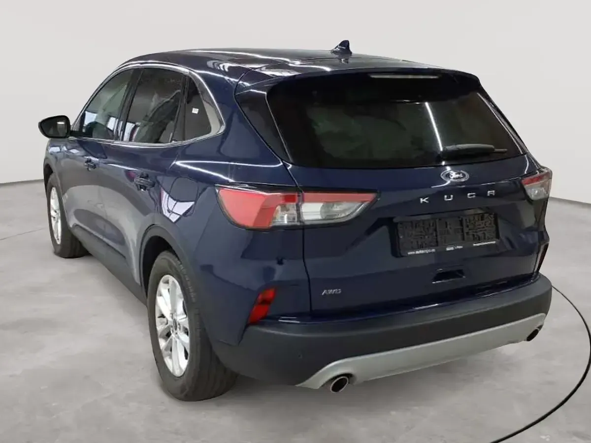 Używany Ford Kuga Titanium 190 KM (139 kW) 2020 Niebieski SUV