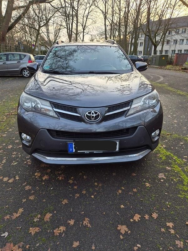 Gebraucht Toyota RAV4 150 PS (110 kW) 2015 Grau SUV