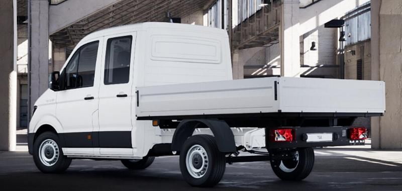 Neu MAN TGE 140 PS (102 kW) 2025 Indiumgrau metallic Van