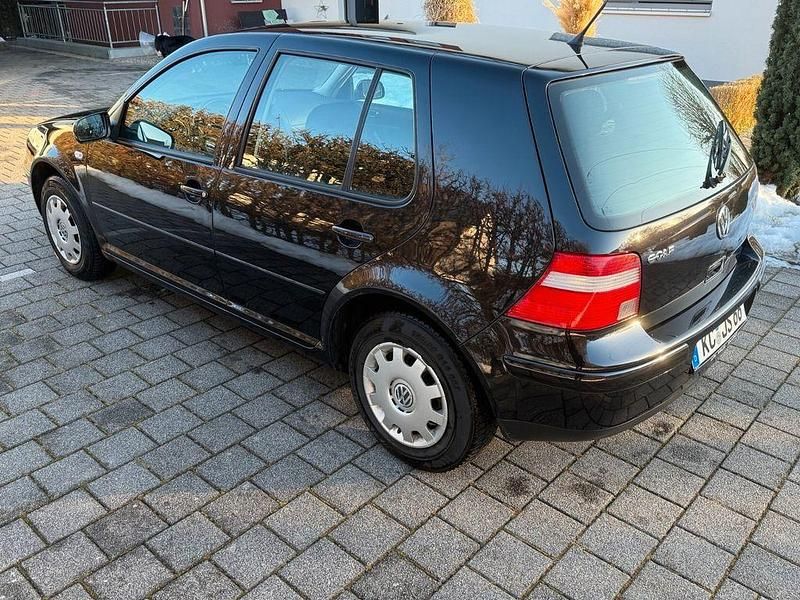 Gebraucht VW Golf IV Pacific 75 PS (55 kW) 2003 Schwarz Limousine