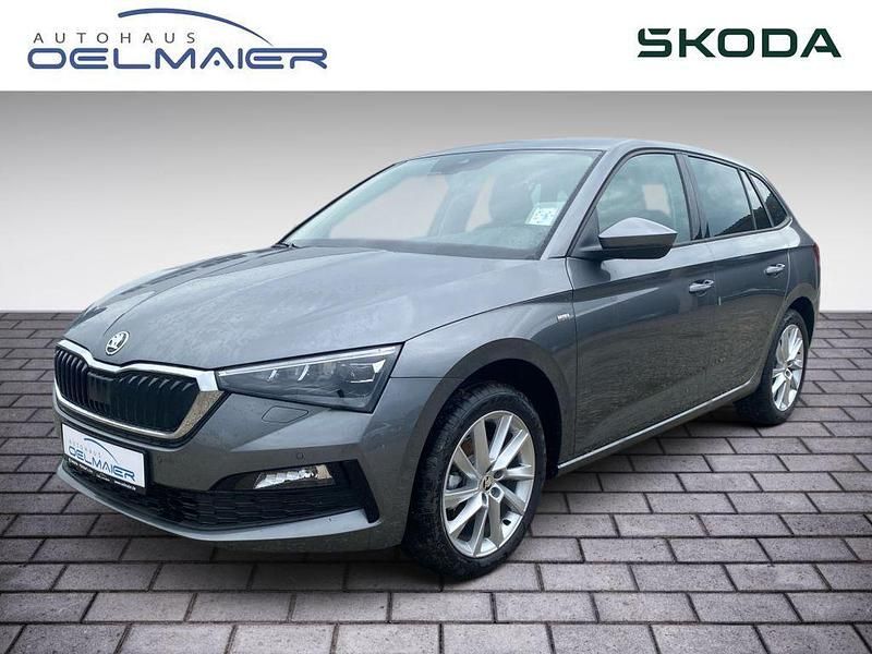 Graphitegrau metallic Gebraucht 2024 Skoda Scala Tour Kleinwagen | 25.260 € (Teuer) - Bild 1/4