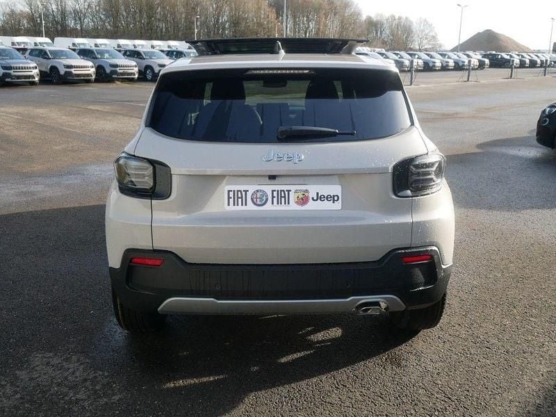 Neu Jeep Avenger Summit 101 PS (74 kW) 2026 Beige SUV