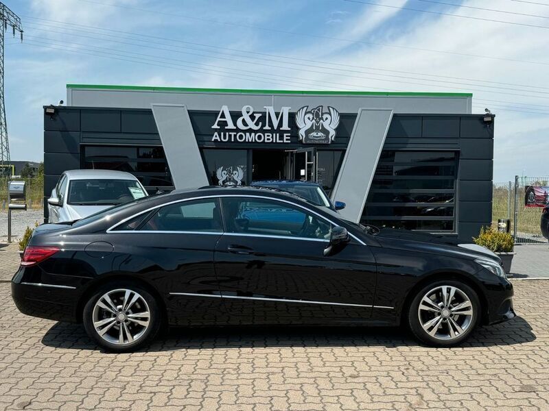Gebraucht Mercedes E250 211 PS (155 kW) 2016 Schwarz Coupé