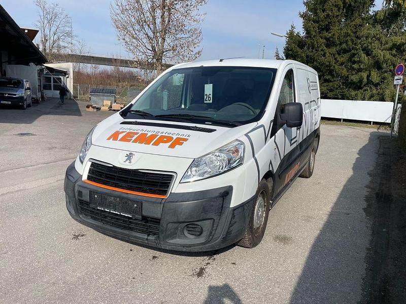 Gebraucht Peugeot Expert 128 PS (94 kW) 2014 Weiß Van