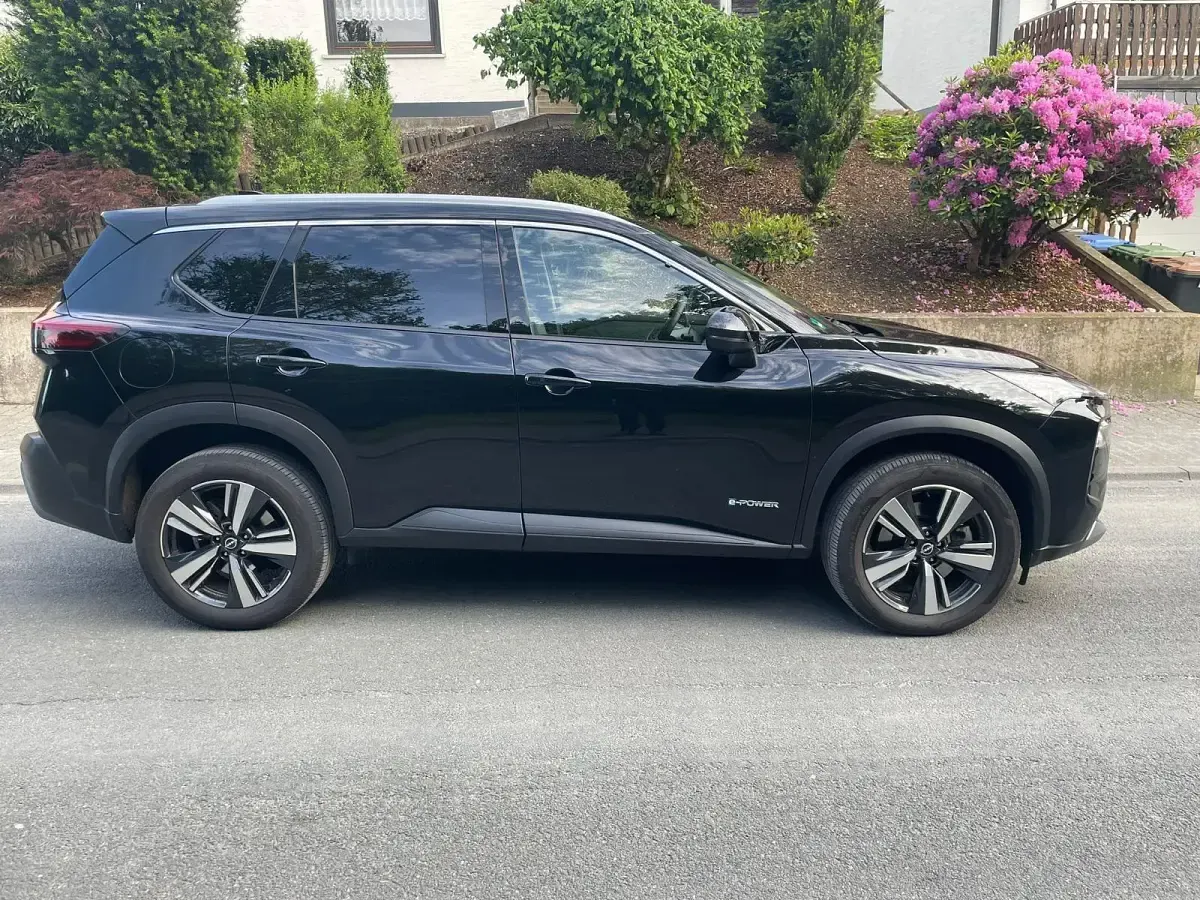 Gebraucht Nissan X-Trail 158 PS (116 kW) 2023 Schwarz SUV