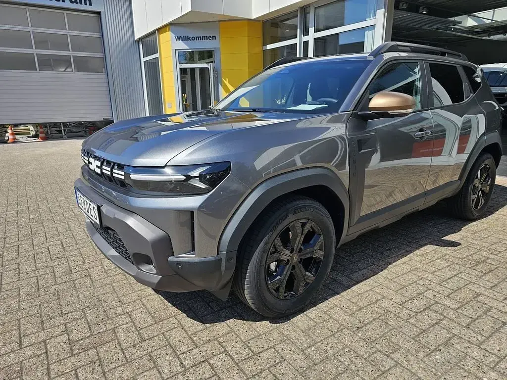 Neu Dacia Duster Extreme 122 PS (89 kW) 2026 Grau SUV