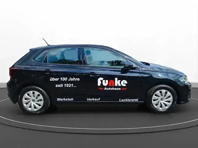 Gebraucht VW Polo Life 95 PS (69 kW) 2024 Schwarz Kleinwagen