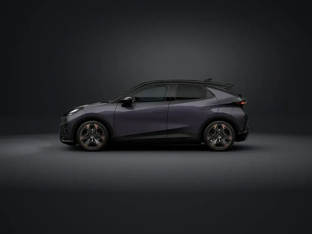 Neu Cupra Raval Endurance 155 kW (211 PS) 2026 Grau Limousine