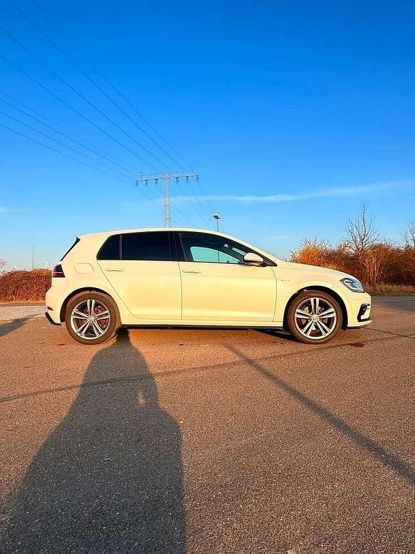 Gebraucht VW Golf VII R-line 125 PS (91 kW) 2017 Weiß Limousine