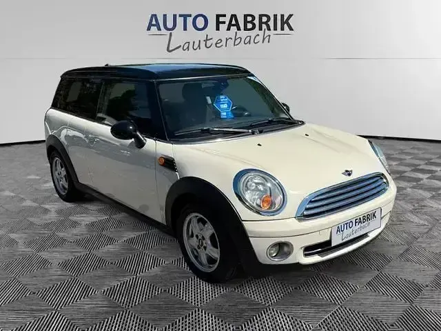 Usata Mini Cooper 120 CV (88 kW) 2010 Bianco Utilitaria