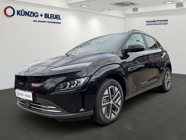 Gebraucht Hyundai Kona Advantage 100 kW (136 PS) 2023 Schwarz SUV