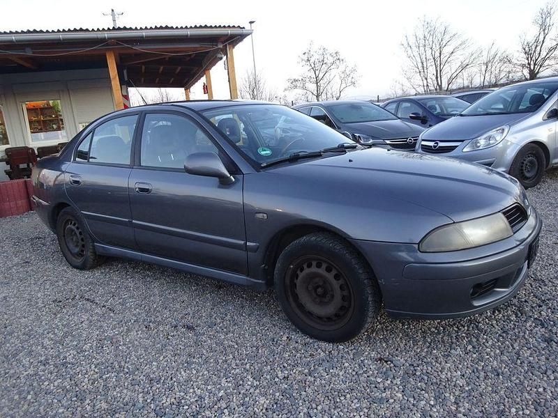 Gebraucht Mitsubishi Carisma Elegance 122 PS (89 kW) 2002 Grau Limousine