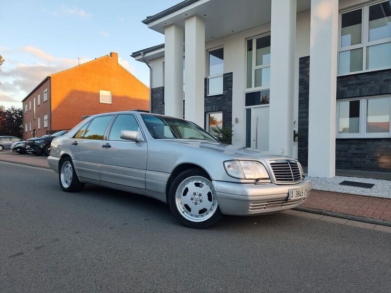Silber Gebraucht 1995 Mercedes S600 Limousine | 29.900 € - Bild 1/4