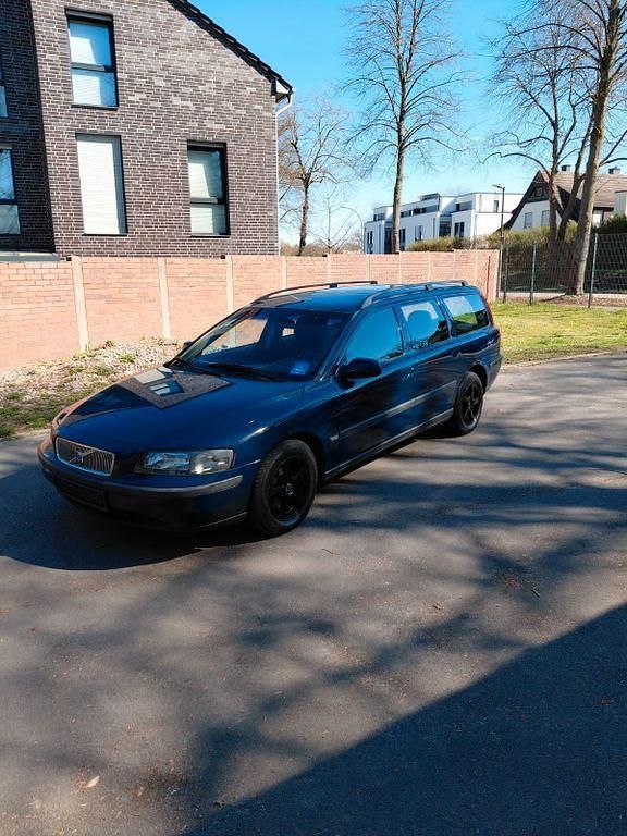 Gebraucht Volvo V70 140 PS (102 kW) 2001 Blau Kombi
