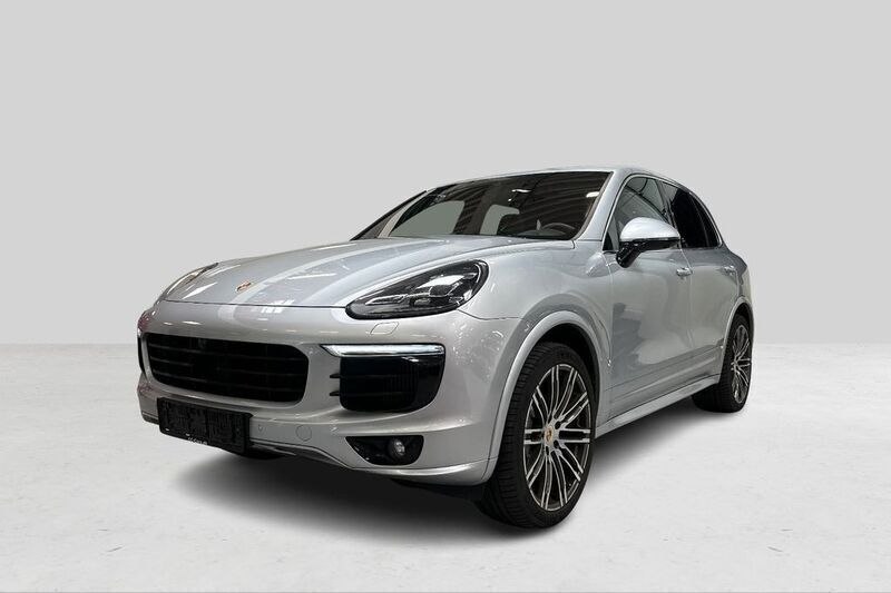 Silber Gebraucht 2016 Porsche Cayenne S SUV | 29.631 € (Superpreis) - Bild 1/4