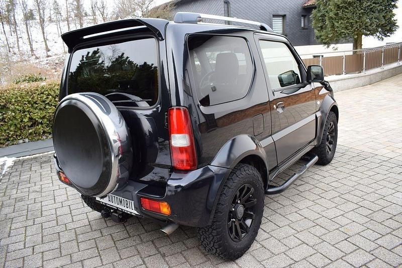Gebraucht Suzuki Jimny Style 84 PS (61 kW) 2017 Schwarz SUV
