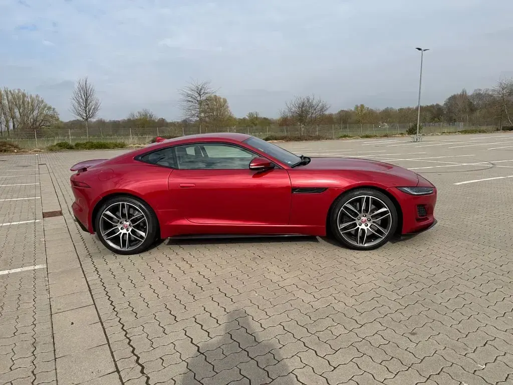 Gebraucht Jaguar F-Type R-Dynamic 450 PS (330 kW) 2022 Rot