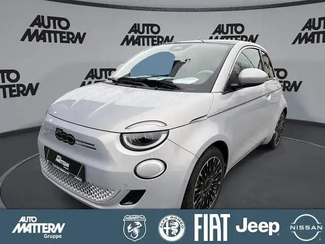 Blau Gebraucht 2025 Fiat 500e La Prima Limousine | 30.990 € (Teuer) - Bild 1/4