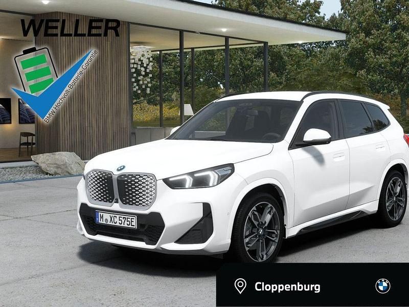 Weiß Neu 2025 BMW iX1 M Sport SUV | 59.990 € (Etwas zu teuer) - Bild 1/4
