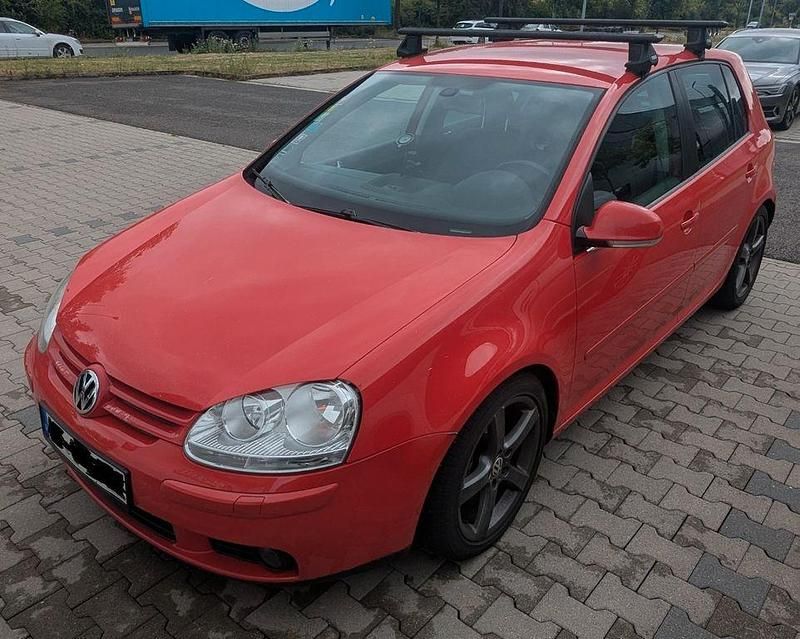 Rot Gebraucht 2008 VW Golf VI United Limousine | 2.899 € (Superpreis) - Bild 1/4