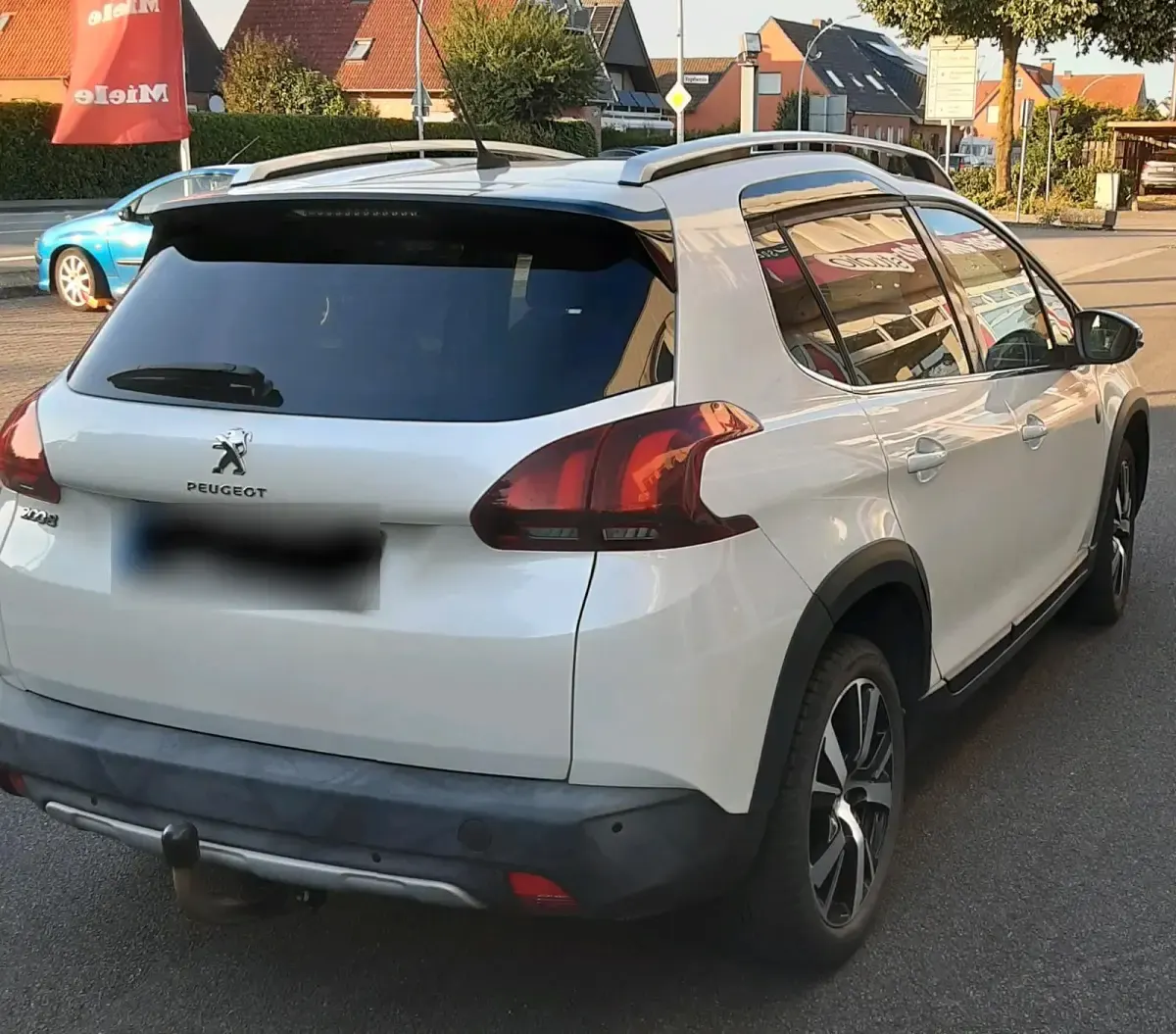 Gebraucht Peugeot 2008 Crossway 110 PS (80 kW) 2018 Weiß SUV