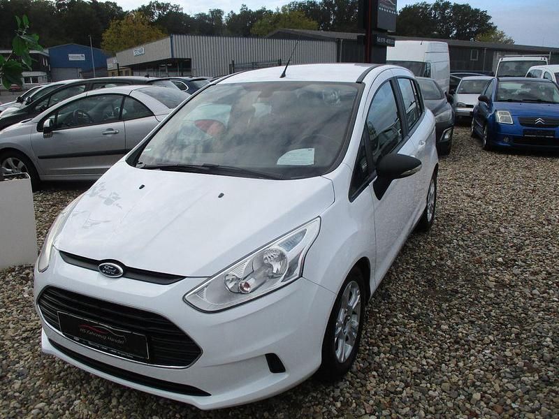 Weiß Gebraucht 2015 Ford B-MAX Trend Van / Kleinbus | 5.499 € (Fairer Preis) - Bild 1/4