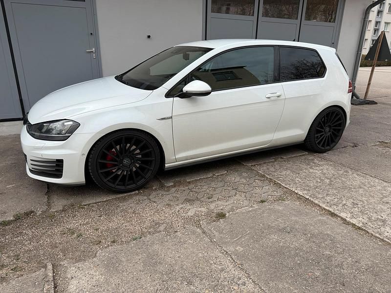 Używany VW Golf GTD 184 KM (135 kW) 2013 Biały Coupe