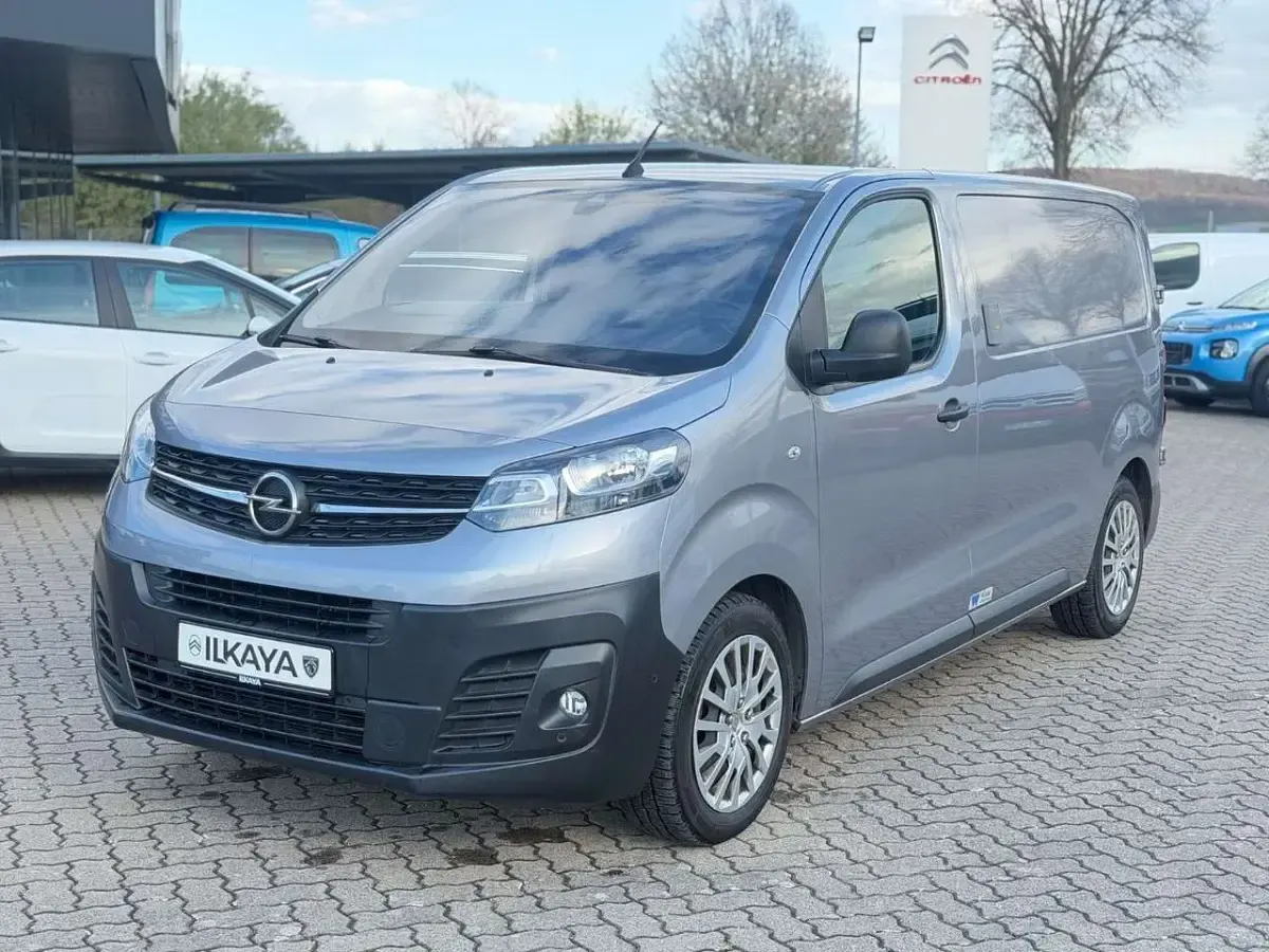 Gebraucht Opel Vivaro-e Combi Edition 120 PS (88 kW) 2021 Quartz/artense grey Van / Kleinbus
