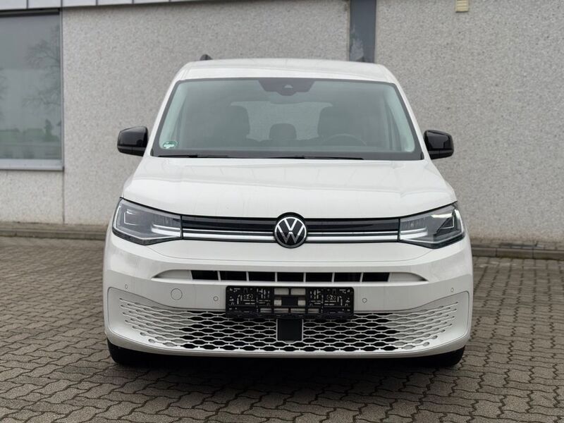 Gebraucht VW Caddy Maxi R 114 PS (83 kW) 2023 Weiß Van / Kleinbus