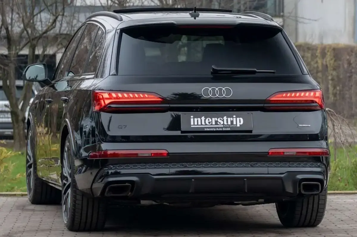 Gebraucht Audi Q7 S-Line 286 PS (210 kW) 2026 Schwarz SUV
