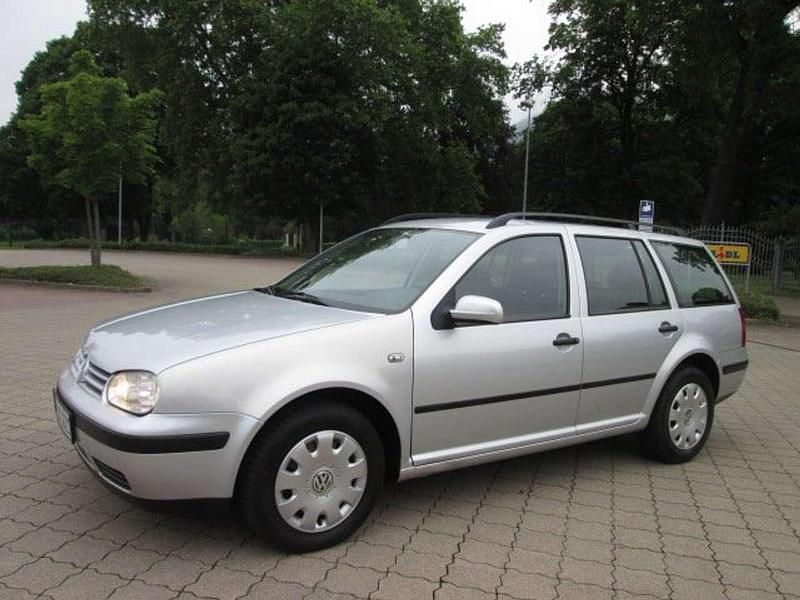 Silber Gebraucht 2000 VW Golf IV Kombi | 1.850 € - Bild 1/4