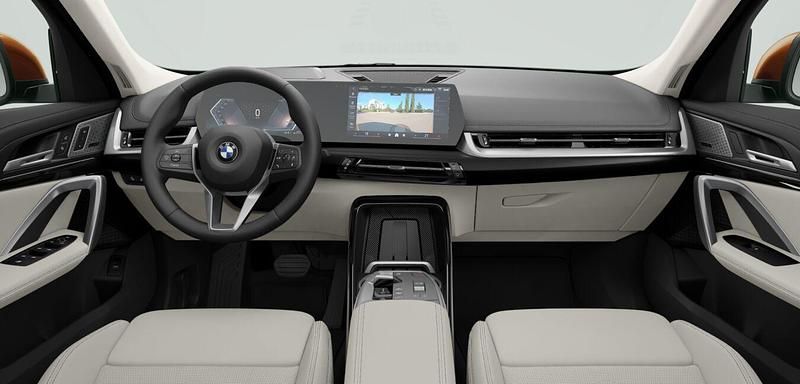 Gebraucht BMW X1 Comfort Edition 218 PS (160 kW) 2025 Orange SUV