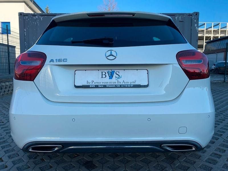 Gebraucht Mercedes A160 102 PS (75 kW) 2016 Weiß Limousine