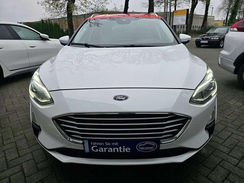 Frostweiß Gebraucht 2020 Ford Focus Cool & Connect Kombi | 10.500 € (Fairer Preis) - Bild 1/4