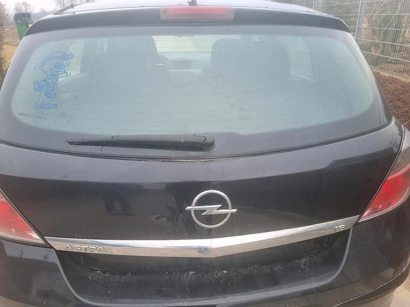 Gebraucht Opel Astra 115 PS (84 kW) 2007 Schwarz Limousine