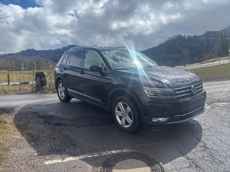 Gebraucht VW Tiguan Highline 190 PS (139 kW) 2017 Schwarz SUV