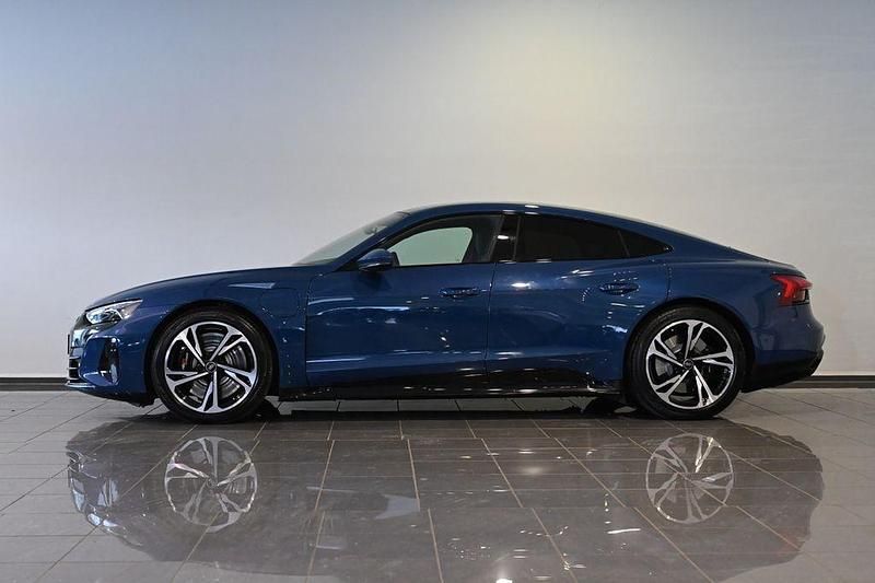 Gebraucht Audi e-tron GT quattro Sport 350 kW (476 PS) 2022 Blau Limousine