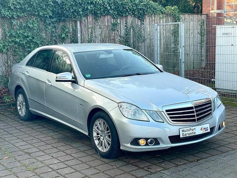 Gebraucht Mercedes E350 292 PS (214 kW) 2009 Silber Limousine
