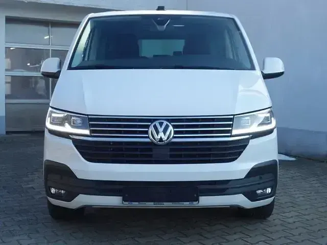Używany VW Multivan Comfortline 199 KM (146 kW) 2020 Andere Minivan