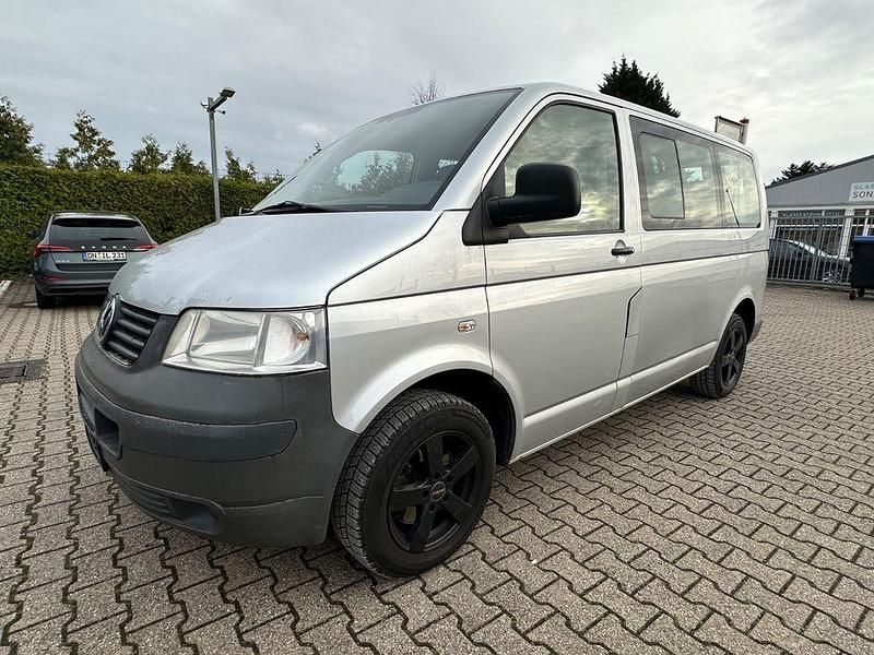 Gebraucht VW T5 Trendline 102 PS (75 kW) 2012 Silber Van