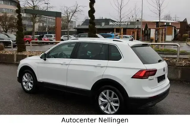 Gebraucht VW Tiguan Highline 150 PS (110 kW) 2020 Pure white SUV