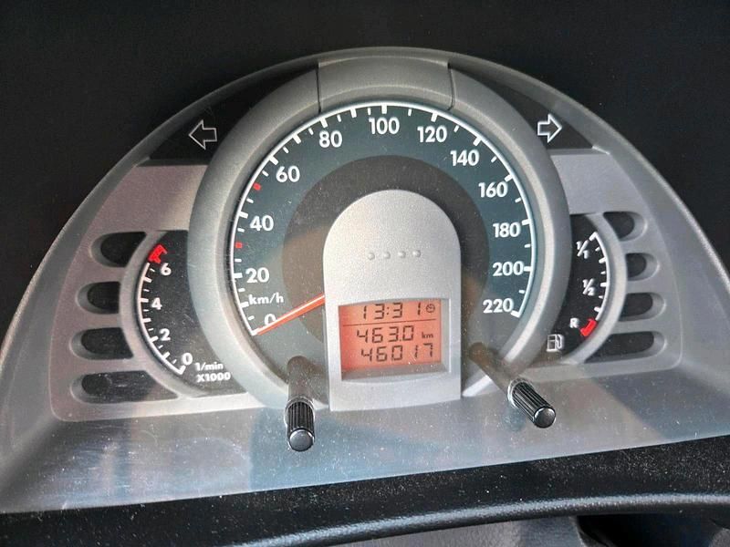 Second-hand VW Fox 54 CP (39 kW) 2009 Negru Hatchback