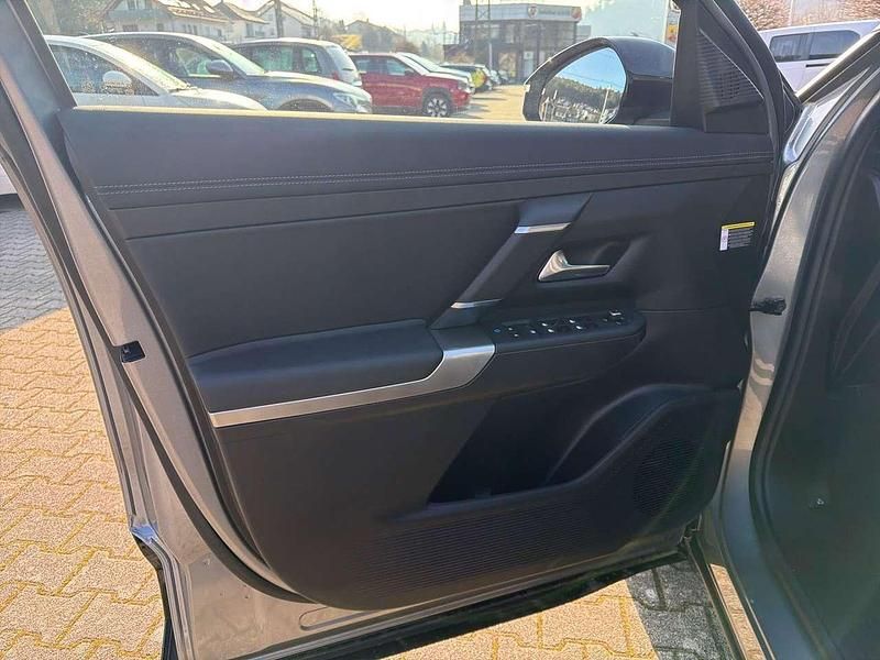 Neu Jeep Compass 145 PS (106 kW) 2026 Met grey evoluzione SUV